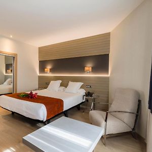 Suite Room